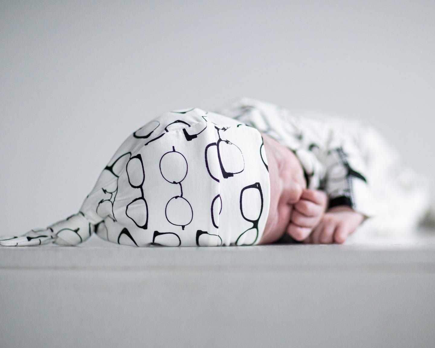 Glasses Bamboo Knotted Infant Hat - Peregrine Kidswear - Hats - 0-6M