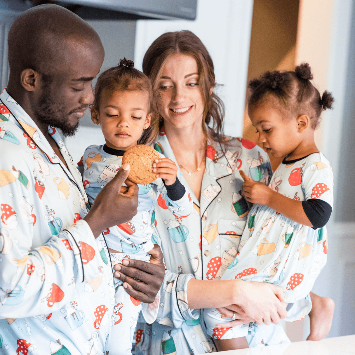 Holiday Hot Chocolate Women's Bamboo Pajamas - Peregrine Kidswear - Small